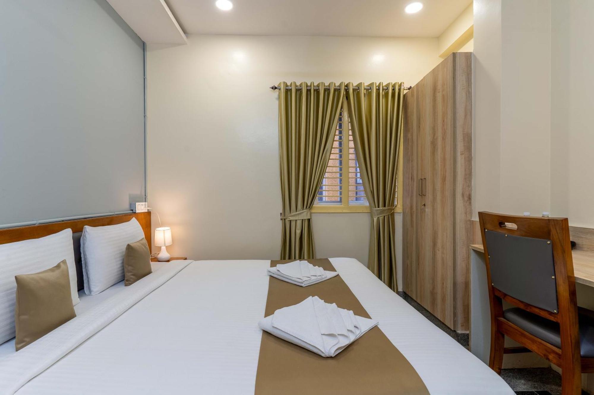 Hotel Chalet, Madiwala Bengaluru Kültér fotó
